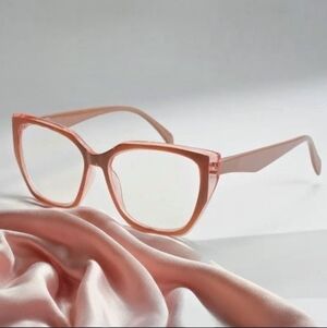 +1.00 Chic Blush Pink Retro Style Reading Glasses